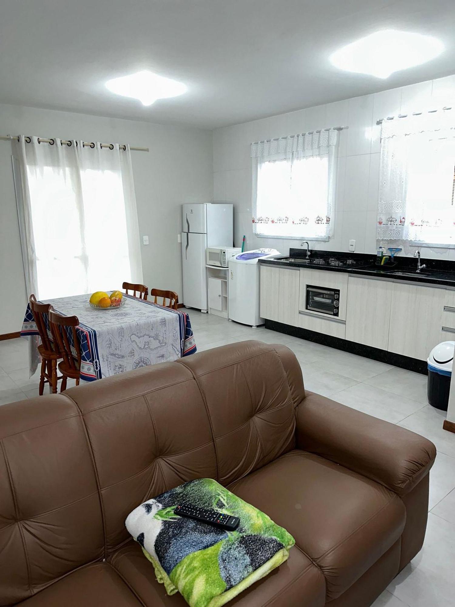 Residencial Wrubleski Sc Pinheira Exterior photo